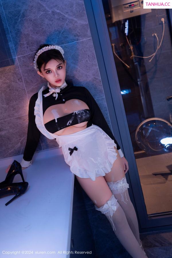   [XiuRen]高清写真图 2024.08.05 No.8966 小童颜 丝袜美臀第57张图片